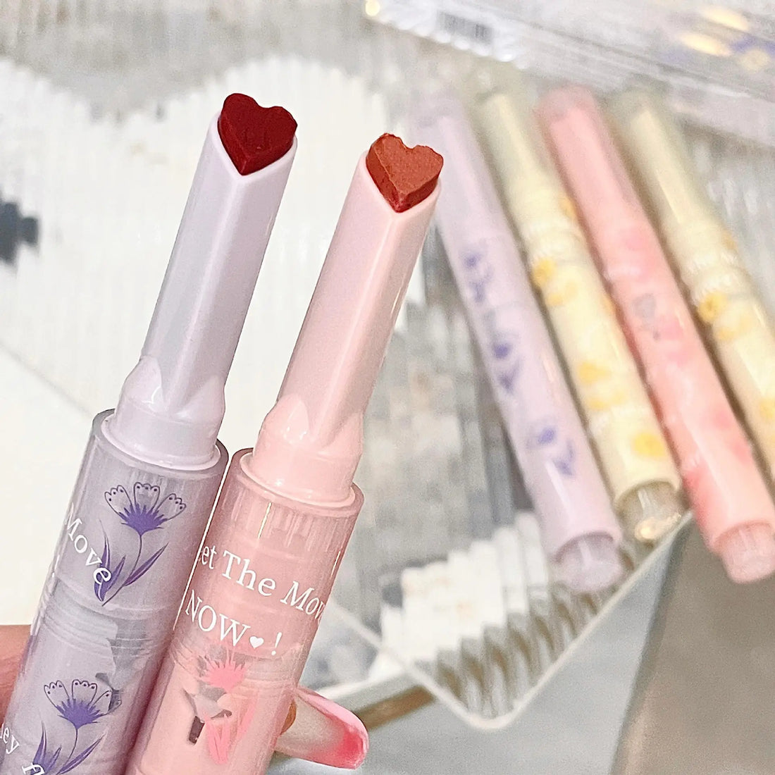 Water-Light Mirror Glitter Lip Glaze – Heart Shape
