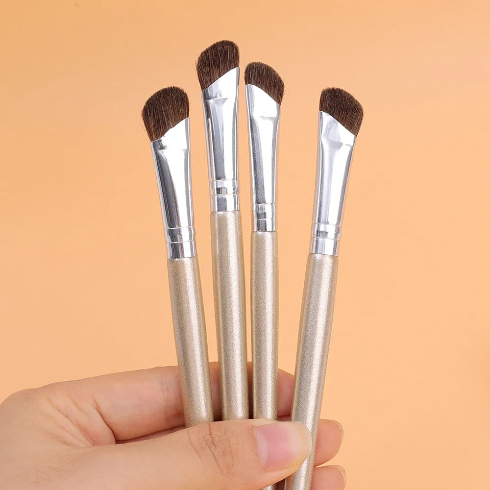Flat Angled Nose Contour Makeup Brush